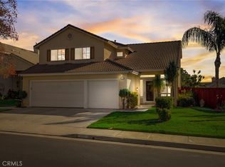 633 Avondale Dr, Corona, CA 92879