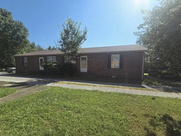 1715 Monument Ln, Lebanon, TN 37087