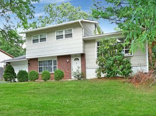 72 E Connecticut Concourse, Jackson, NJ 08527