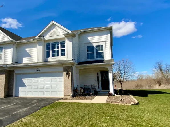 12880 W Wakefield Dr, Beach Park, IL 60083