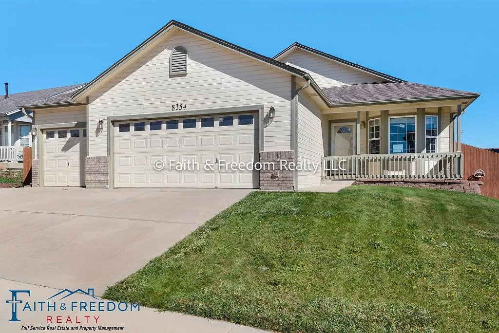 8354 Freestar Way — Photo 1