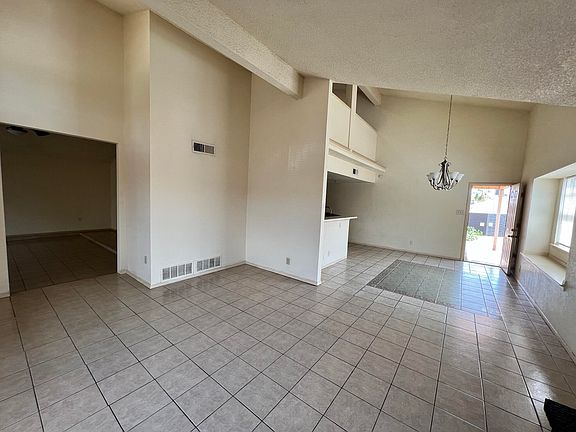4th image of 12116 El Greco Cir
