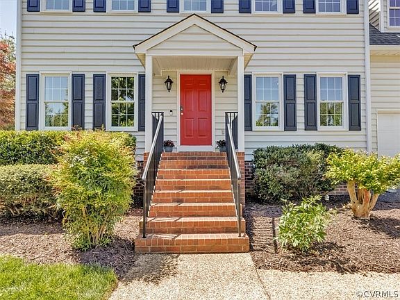 3rd image of 9624 Weston Ln