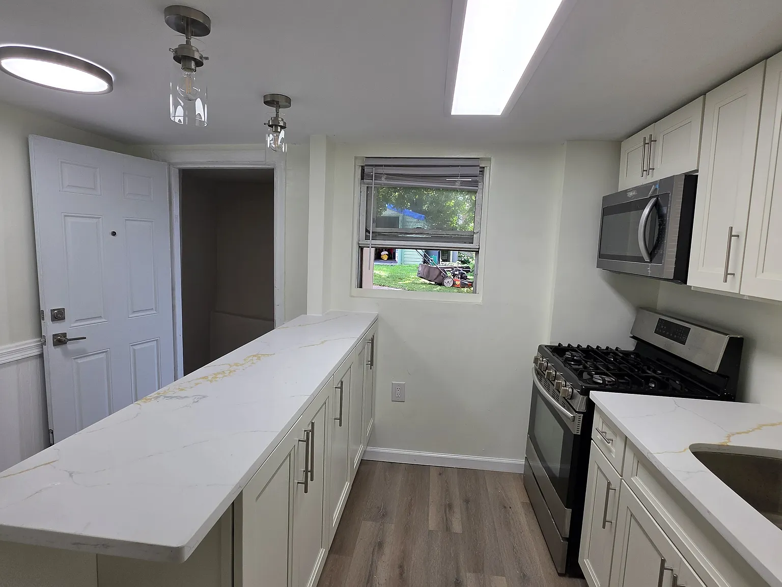 1 bed, $2,200 — Photo 1
