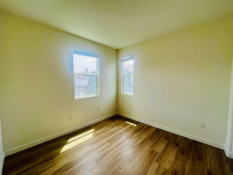 792 Garden St — Photo 18