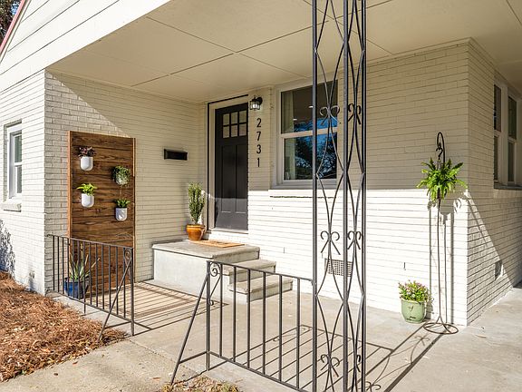4th image of 2731 Martha Dr