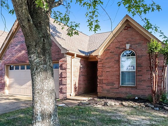 3rd image of 9887 Wynngate Dr