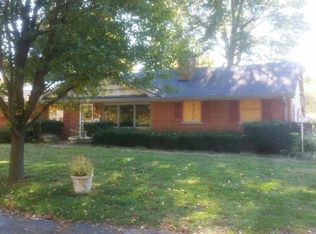 864 Mason Headley Rd, Lexington, KY 40504