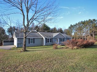 5 Rae Loraine Dr, Eddington, ME 04428