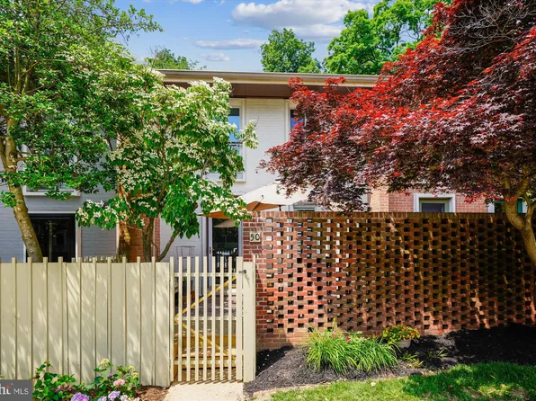 50 Bouton Green Ct, Baltimore, MD 21210