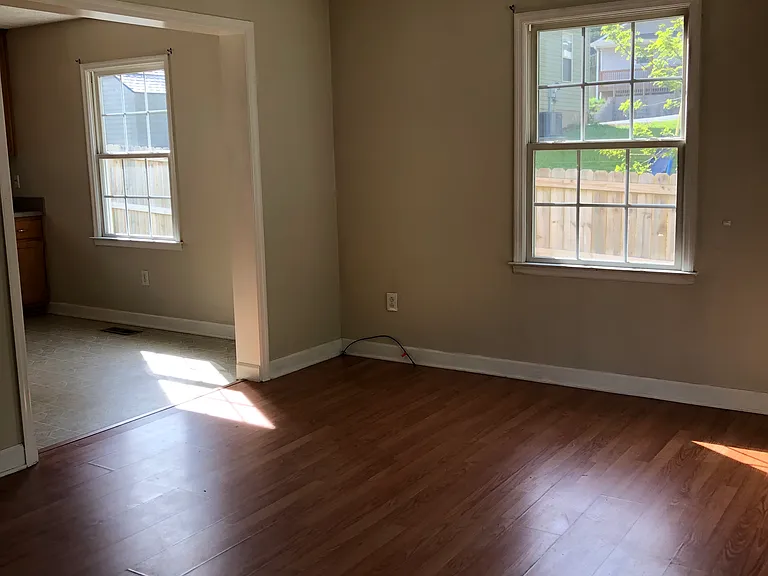 16B Half Moon Dr — Photo 2