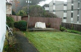 2nd image of 413 Fairway Dr