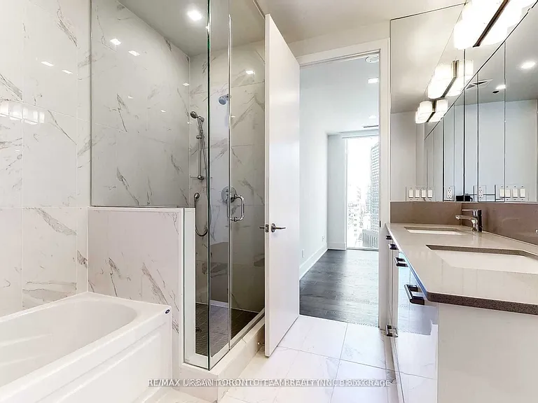435 Richmond St W #Penthouse 103 — Photo 19