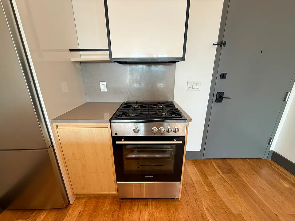426 Arlington Ave #55E