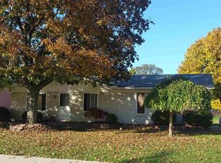 47051 Burton Dr, Shelby Township, MI 48317