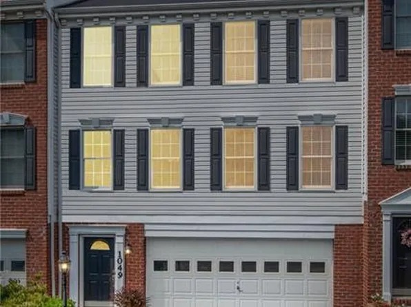 1049 Bayberry Dr, Canonsburg, PA 15317