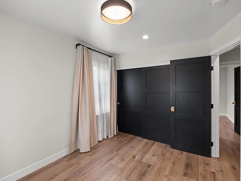 2726 Andreo Ave — Photo 29