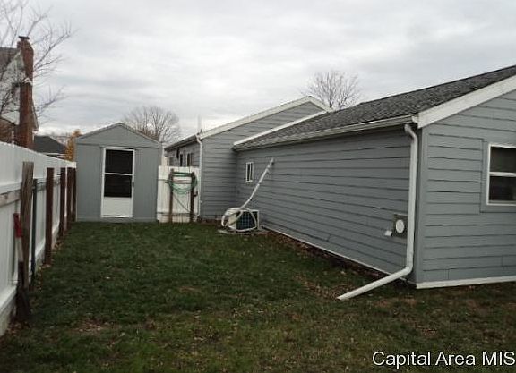 5th image of 1108 Brown Ave