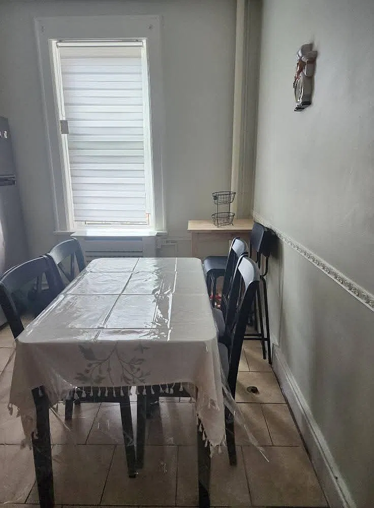 2 bed, $2,650 — Photo 2