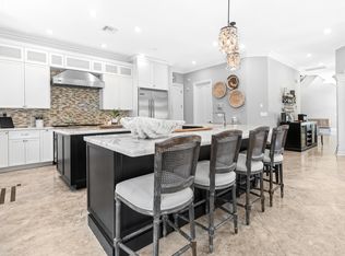 942 Allamanda Dr, Delray Beach, FL 33483