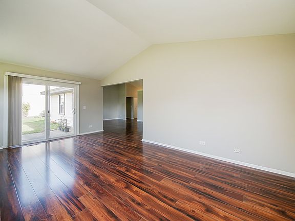 5th image of 308 Glenridge Ln
