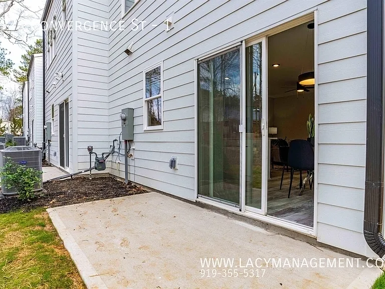 3923 Convergence St #1 — Photo 28