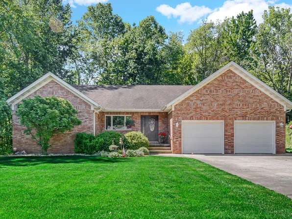 7744 Happy Landing Ln, Michigan City, IN 46360
