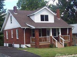 2431 Walton Rd, Saint Louis, MO 63114