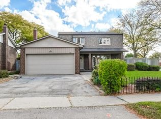 2557 Brasilia Cir, Mississauga, ON L5N2E9