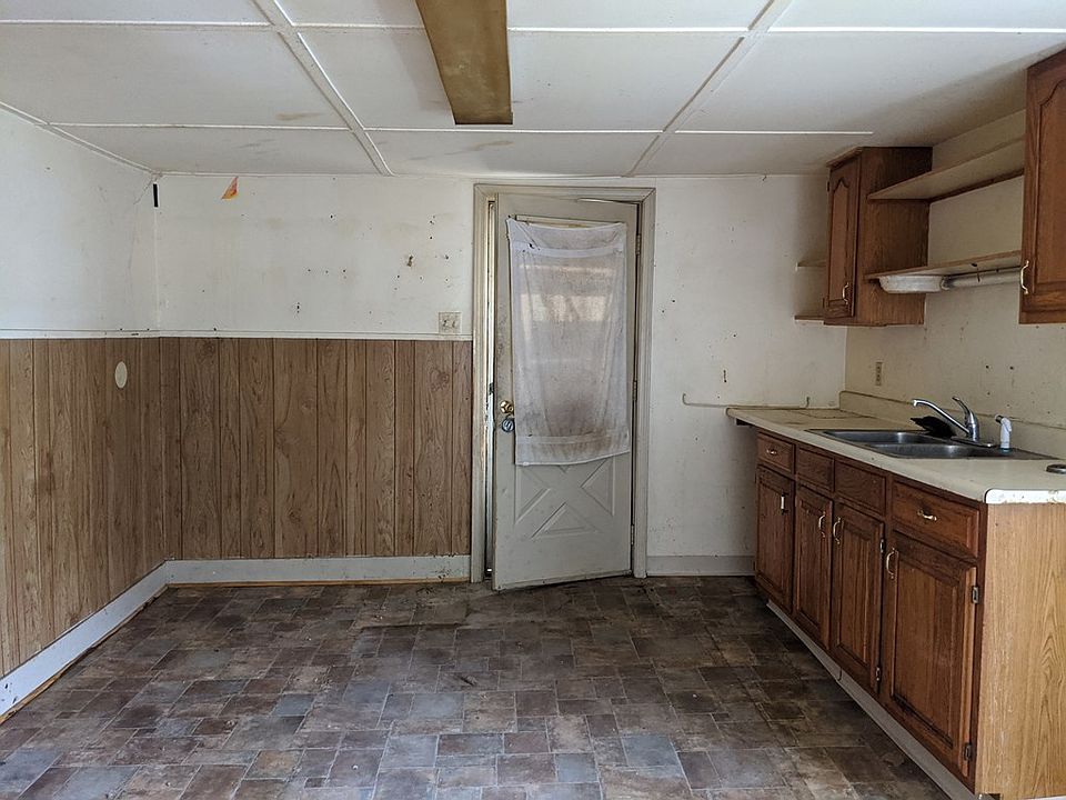 2883 A Main St Corning, NY, 14830 Apartments for Rent Zillow