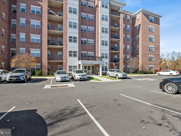 900 Red Brook Blvd Unit 204, Owings Mills, MD 21117
