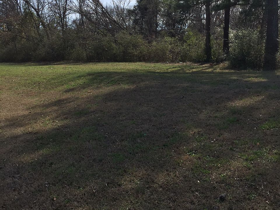 2nd image of Callahan Dr NW