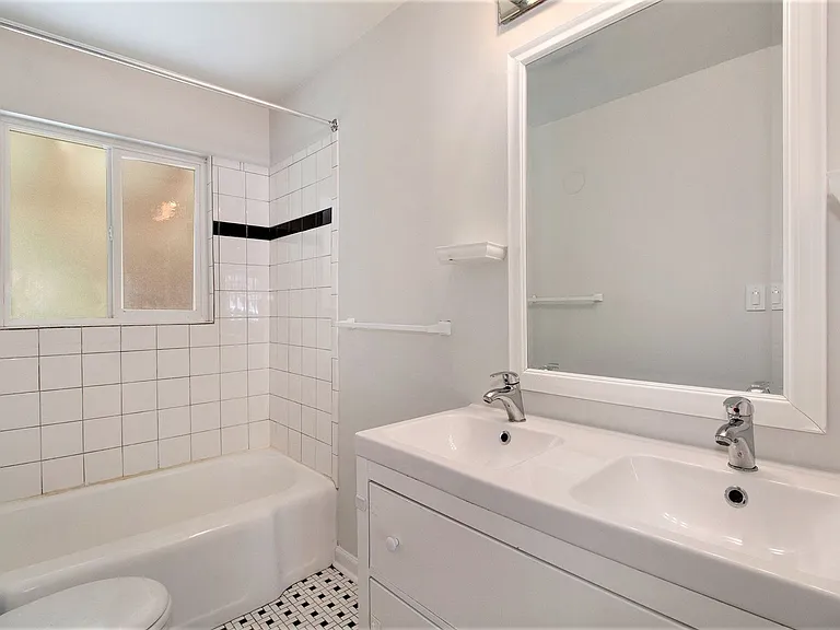 3111 S Emerson St — Photo 10
