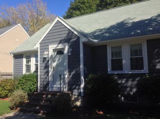 27 Russell Rd, Winchester, MA 01890
