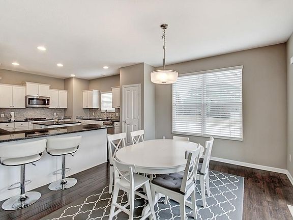 5th image of 10879 Chapel Woods Blvd S