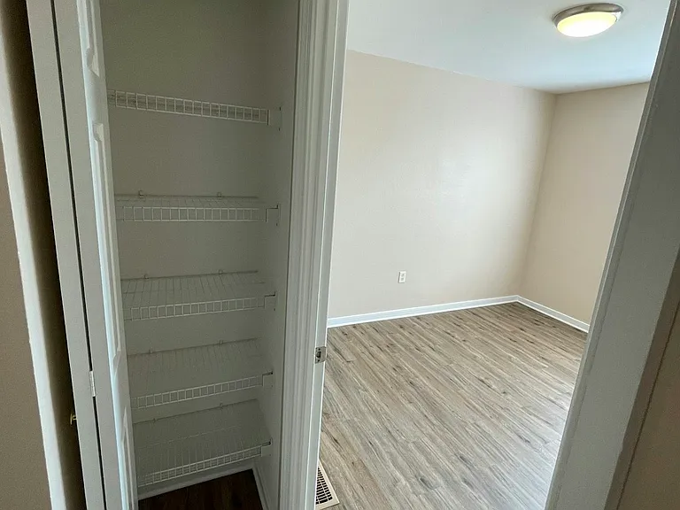 3518 E Richmond Rd #15 — Photo 14