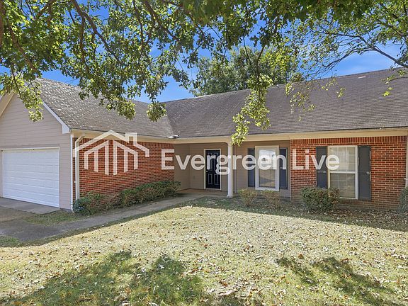 2nd image of 132 Appleridge Dr