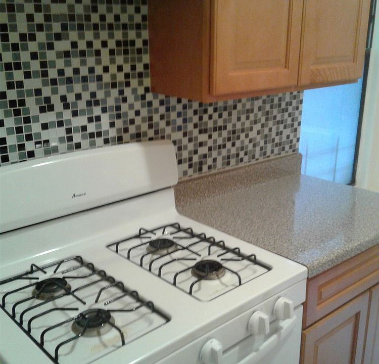 2nd image of 984 Sheridan Ave #J