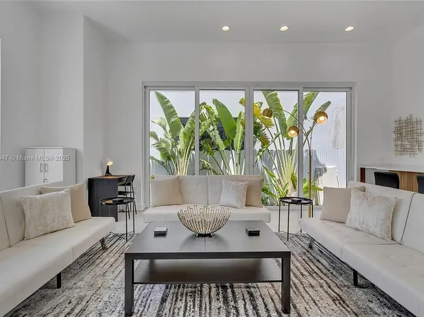 2345 SW 16th St #2345, Miami, FL 33145