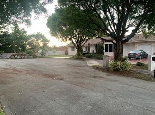 14361 SW 31st St, Miami, FL 33175