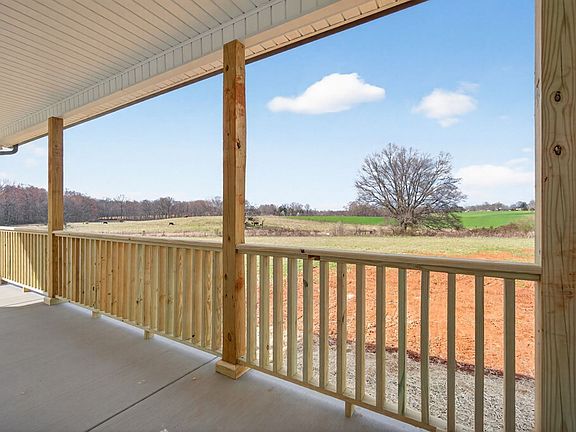 3rd image of 424 Harleys Ridge Rd