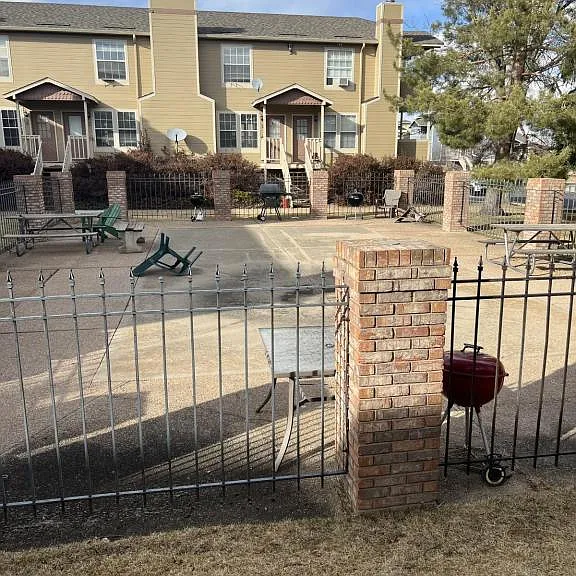 1814 Belmar Dr — Photo 3