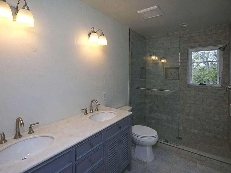 1447 S Jameson Ln — Photo 24