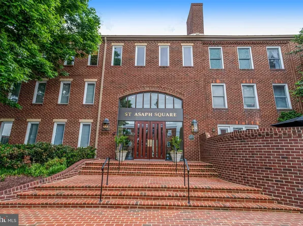 800 S Saint Asaph St APT 401, Alexandria, VA 22314