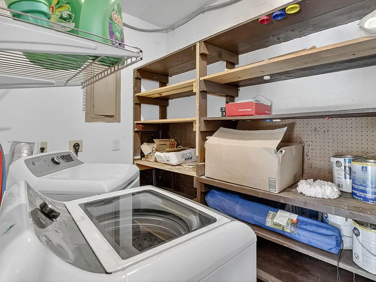 2520 Van Buren St #4 — Photo 31
