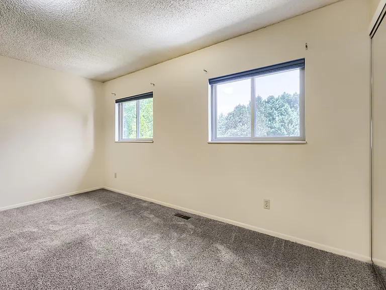 3202 Springridge Dr — Photo 18