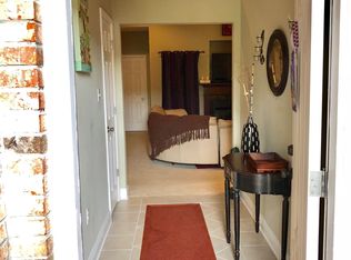 6308 Luckey Ln, Ocean Springs, MS 39564