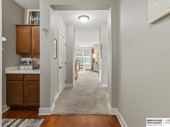 2nd image of 15819 Jardine Cir