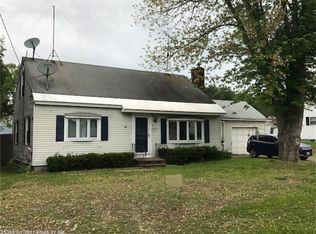 8 Marie St, Winslow, ME 04901