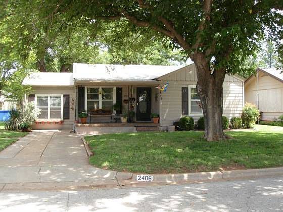 1st image of 2406 Inglewood Dr
